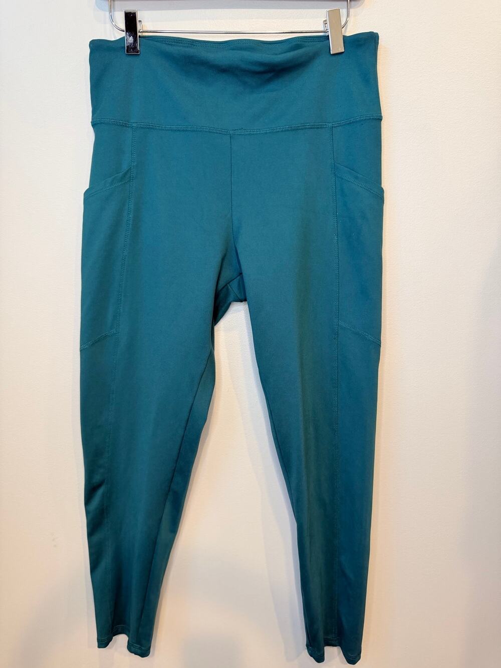 The Balance Collection Teal High-Waisted Leggings with Side Pockets Size Large